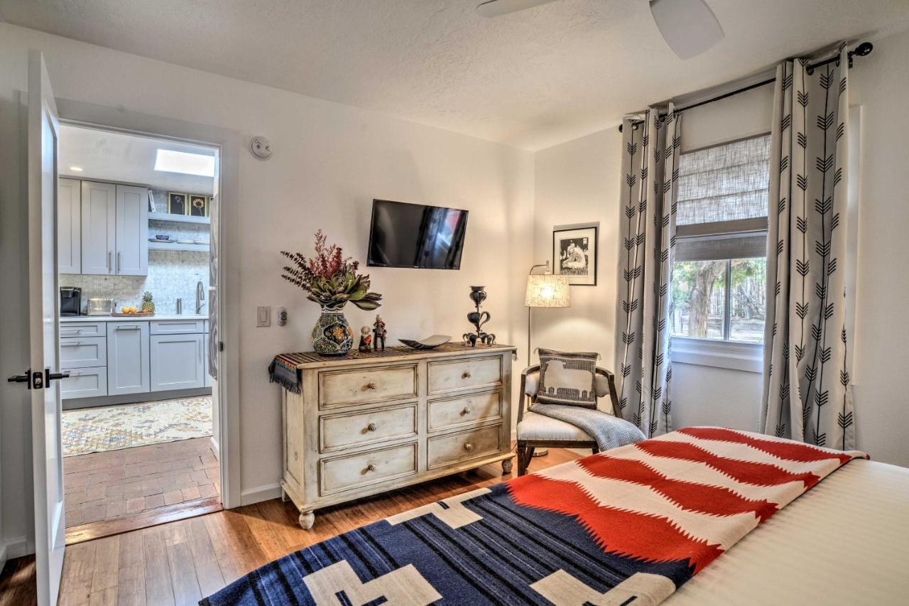 Modern Bungalow With Santa Fe Charm Less Than 2 Mi To Plaza Apartment Exterior photo